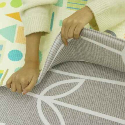 Tapete de juego y gateo doble faz. Es una alfombra de juego y gateo decorativa , para tus espacios del hogar, seguro se puedo enrrollar, antibacterial hipoalergenico