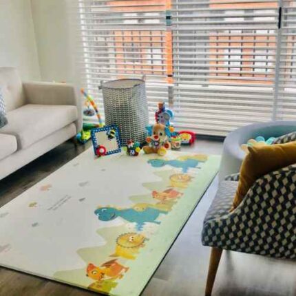 Tapete de juego y gateo doble faz. Es una alfombra de juego y gateo decorativa , para tus espacios del hogar, seguro se puedo enrrollar, antibacterial hipoalergenico